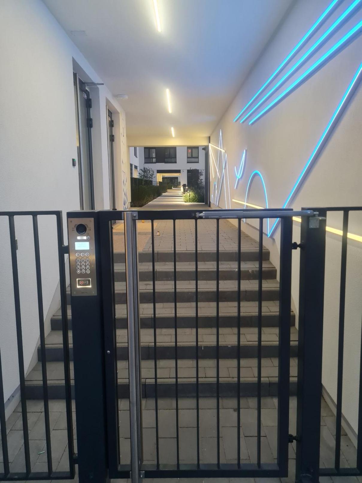 Airport Apartment Warszawa Zewnętrze zdjęcie